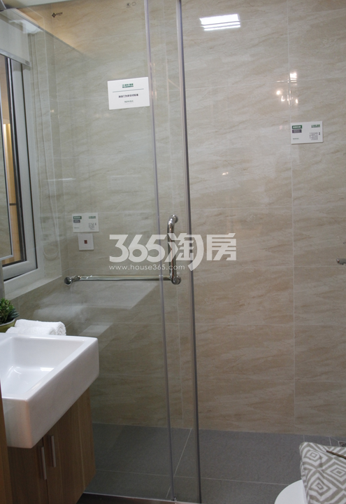 中国铁建保利像素B户型89方样板房——卫浴