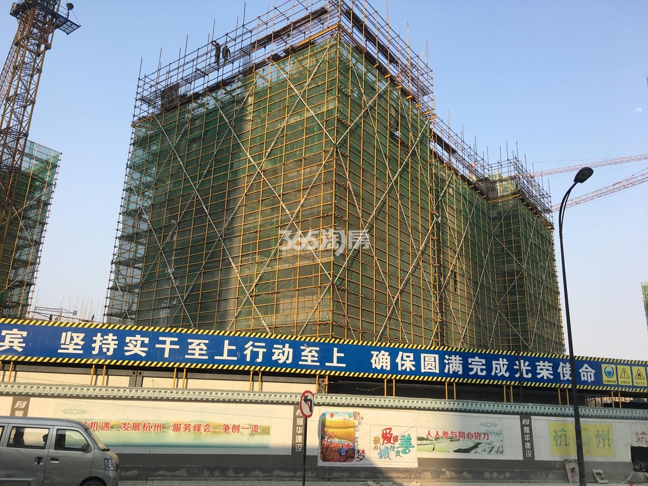 2017年3月滨江锦绣之城8号楼实景